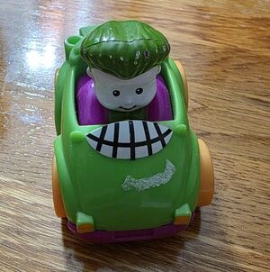 JOKER FISHER-PRICE LITTLE PEOPLE WHEELIE BATMAN SUPER FRIENDS JUSTICE LEAGUE DC